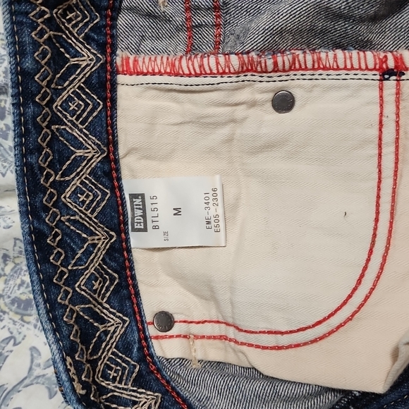 Jeans - Picture 5 of 5